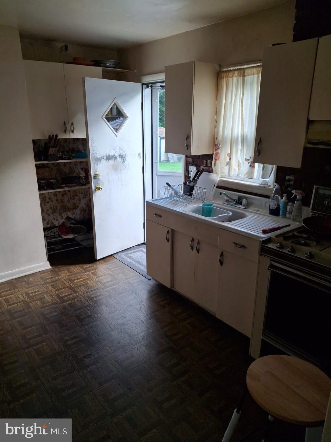 OAK HILL TOWNES - Residential