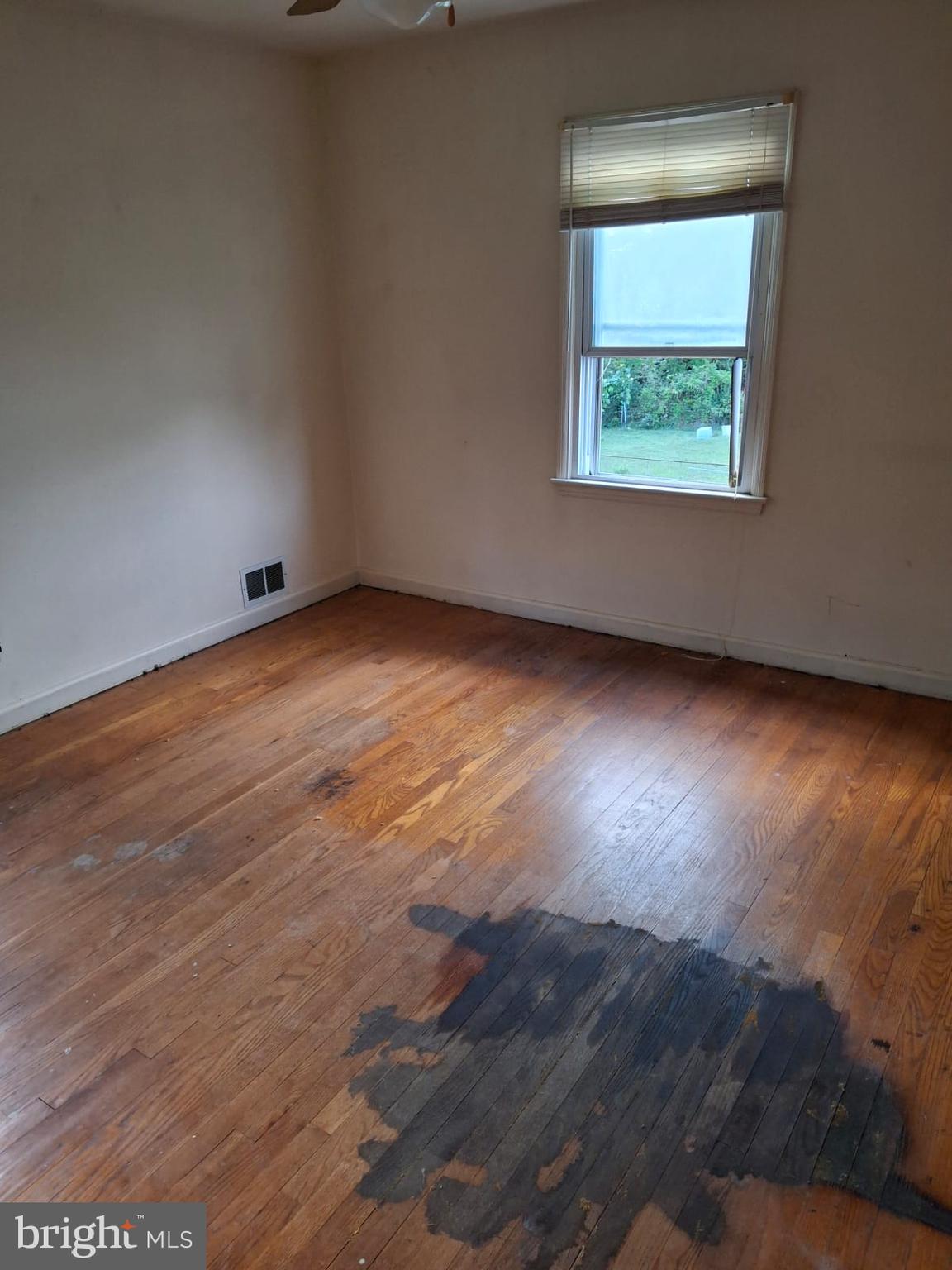 OAK HILL TOWNES - Residential