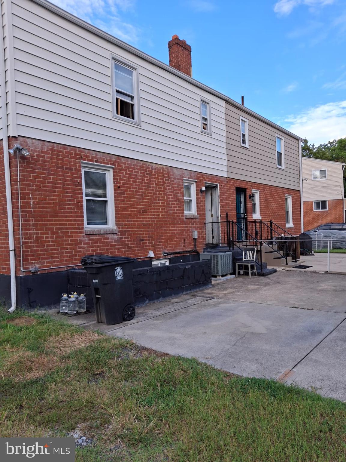 OAK HILL TOWNES - Residential