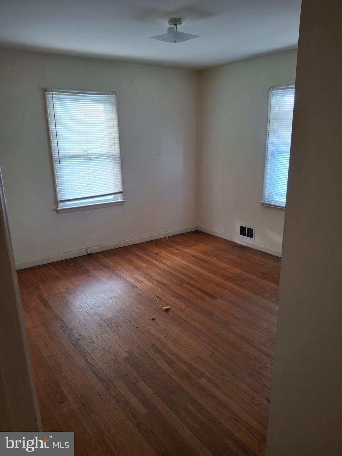 OAK HILL TOWNES - Residential