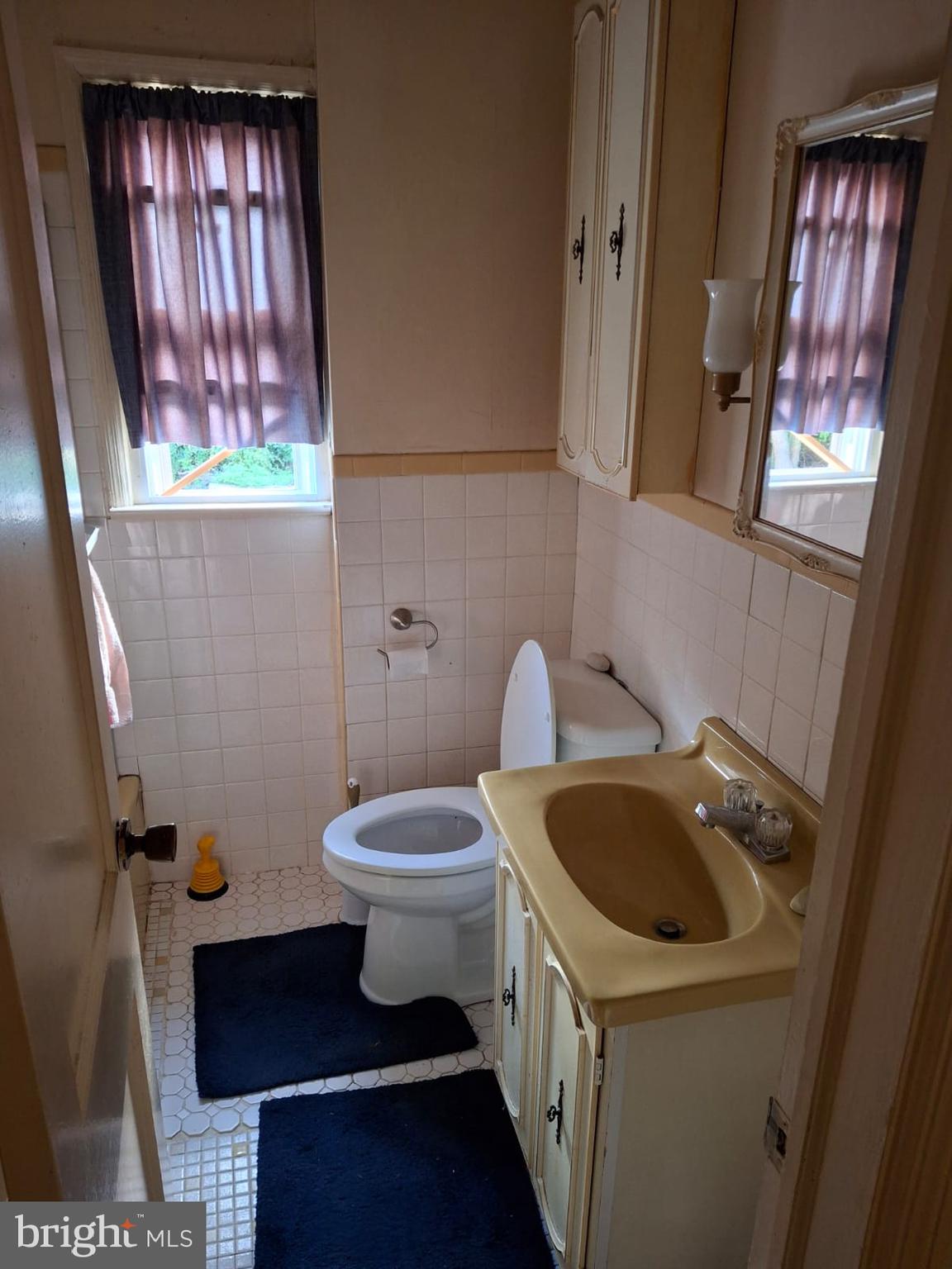 OAK HILL TOWNES - Residential