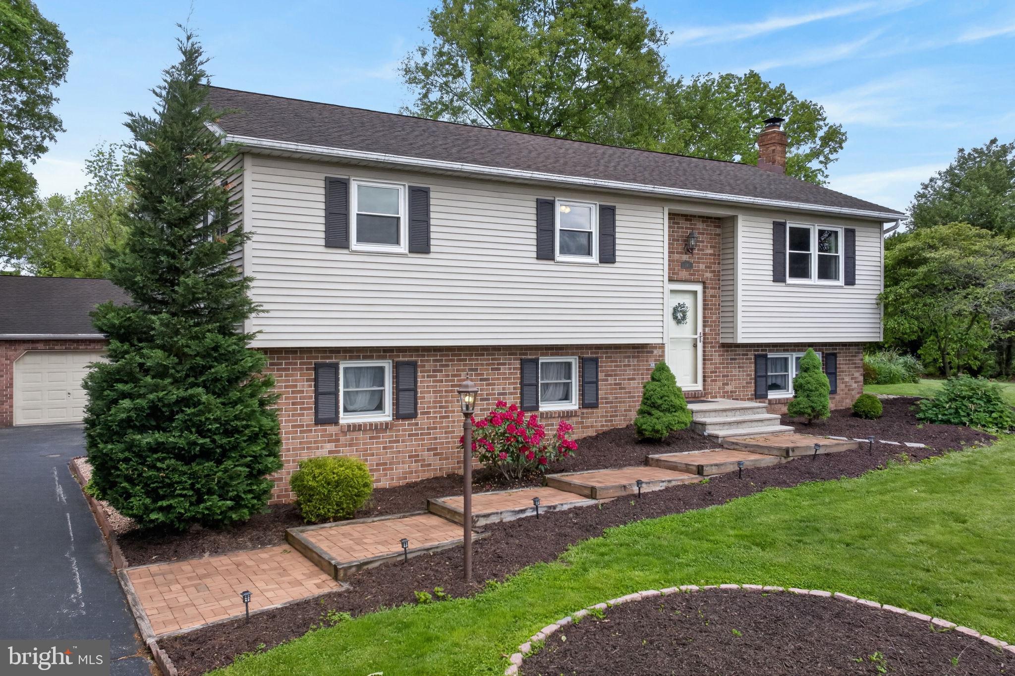 140 HAMILTON DRIVE
