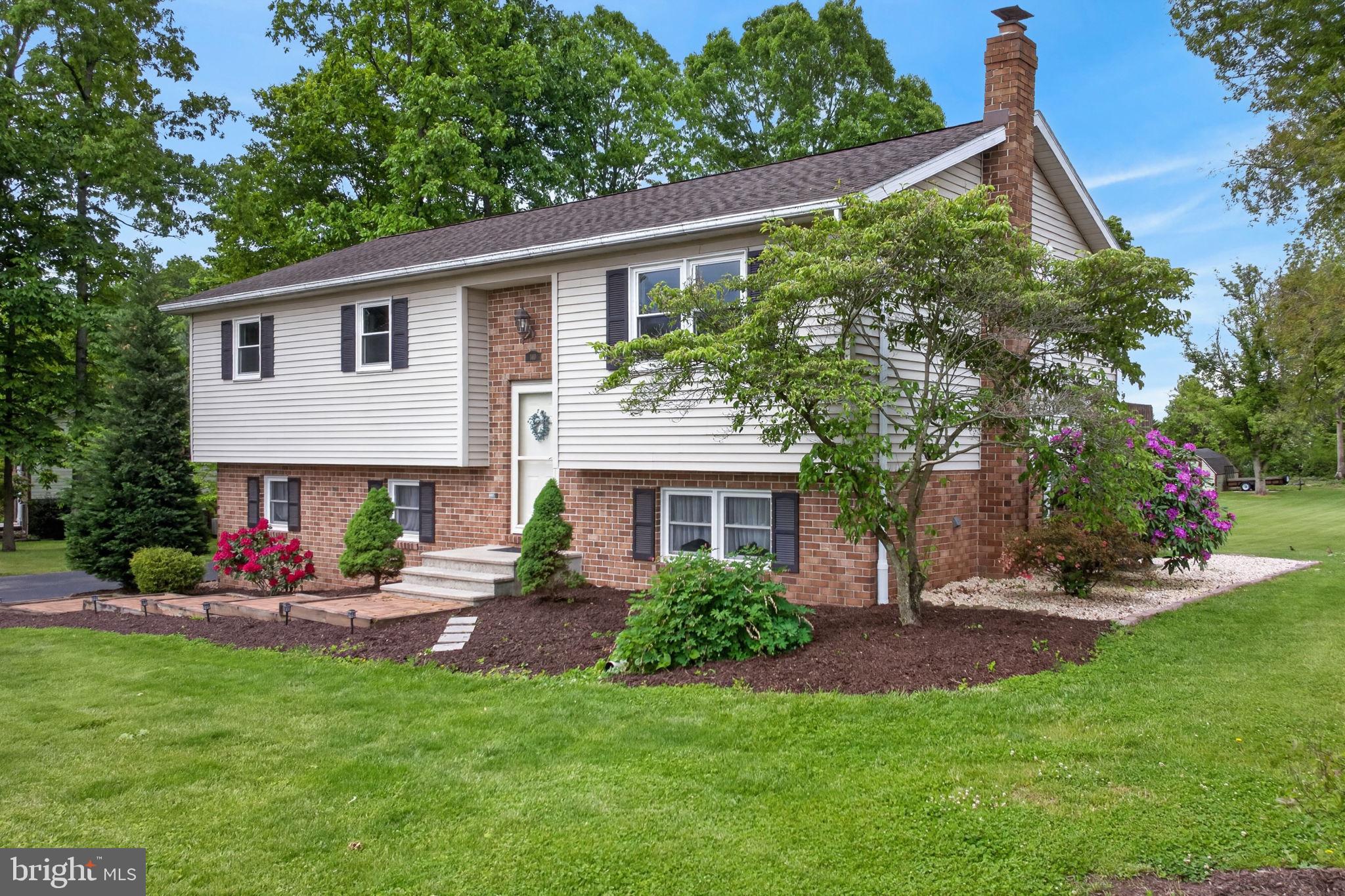 140 HAMILTON DRIVE