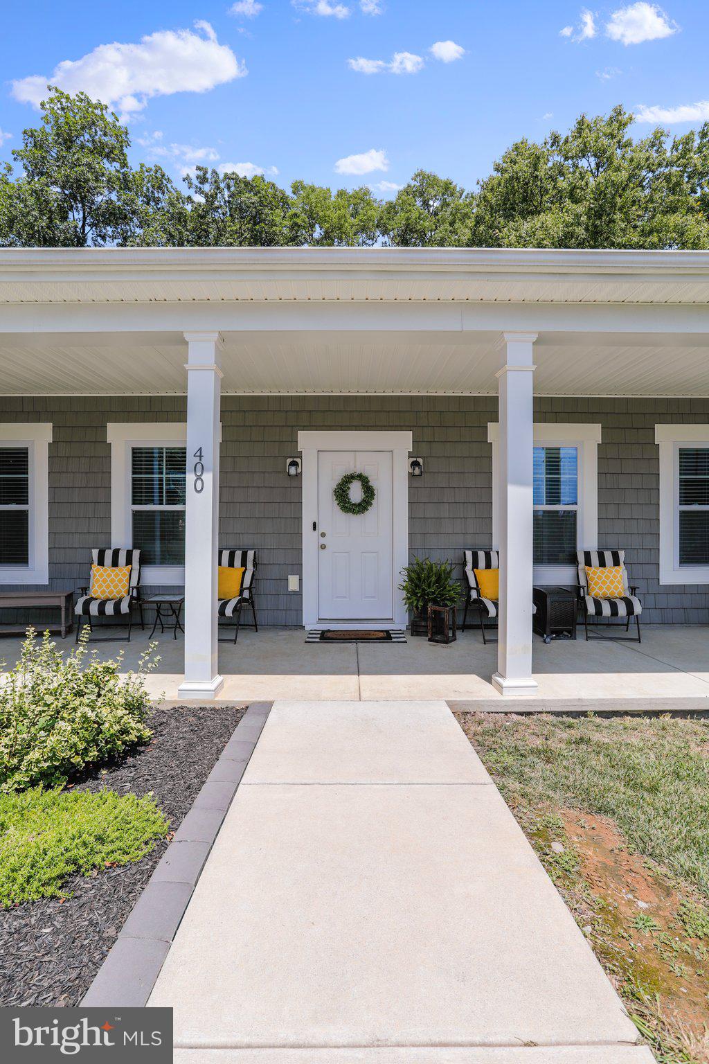 CRESTFIELD - Residential