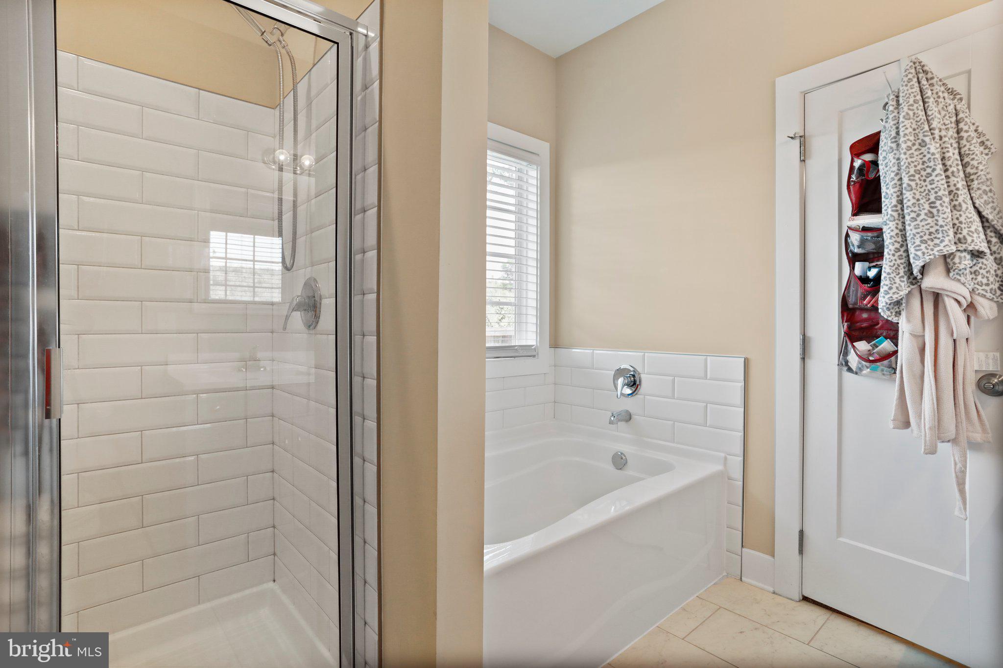 CRESTFIELD - Residential