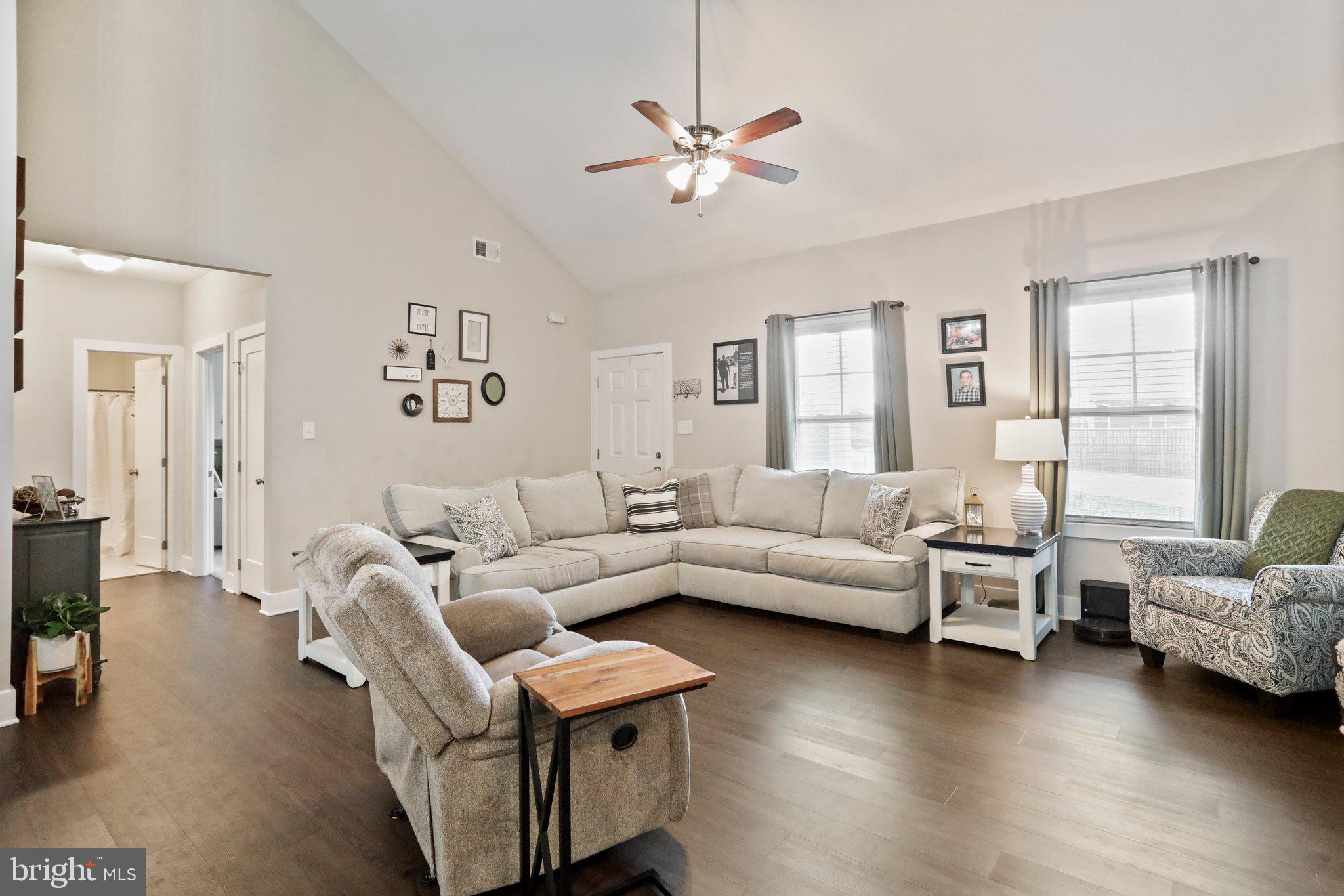 CRESTFIELD - Residential