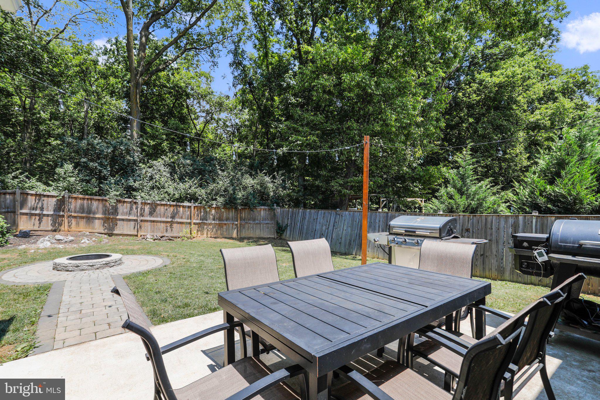 CRESTFIELD - Residential