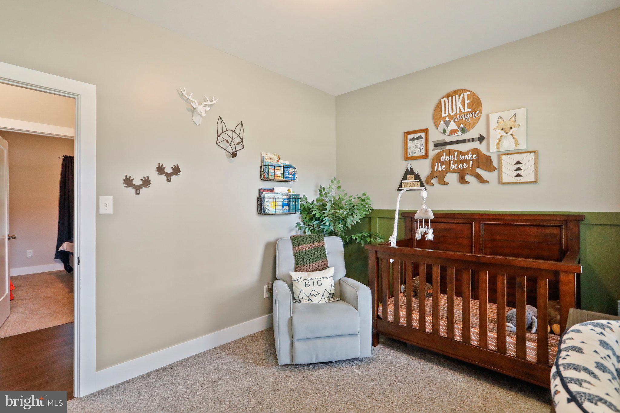 CRESTFIELD - Residential