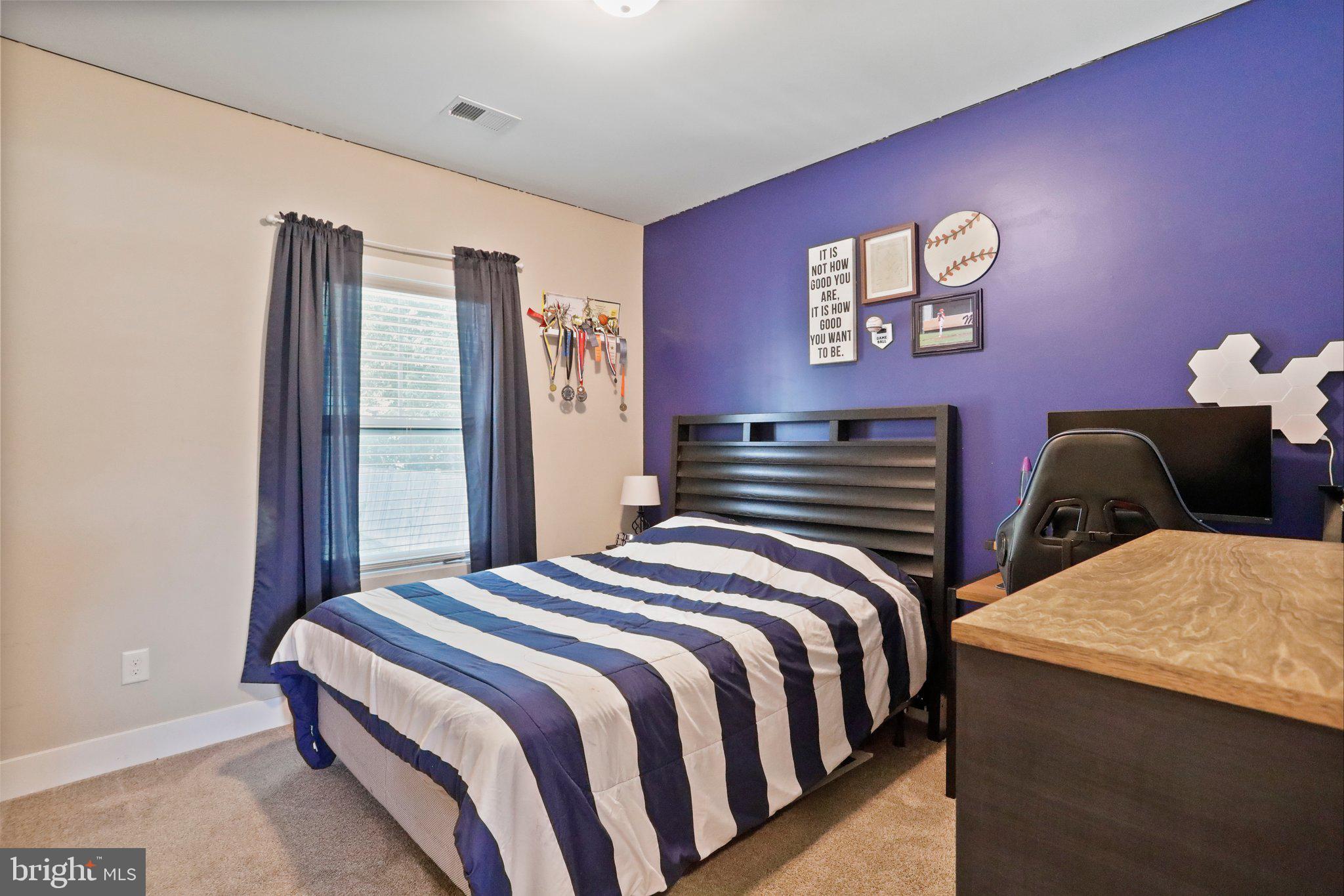 CRESTFIELD - Residential