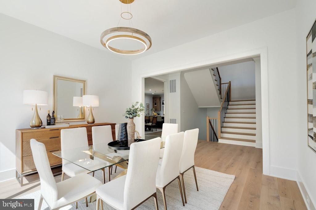 ROCK SPRING - Residential