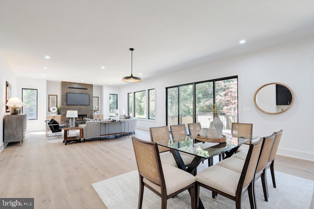 ROCK SPRING - Residential