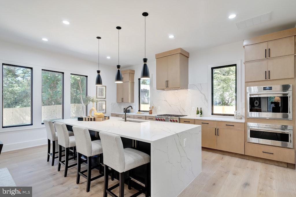 ROCK SPRING - Residential