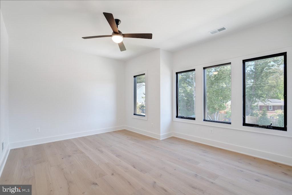 ROCK SPRING - Residential