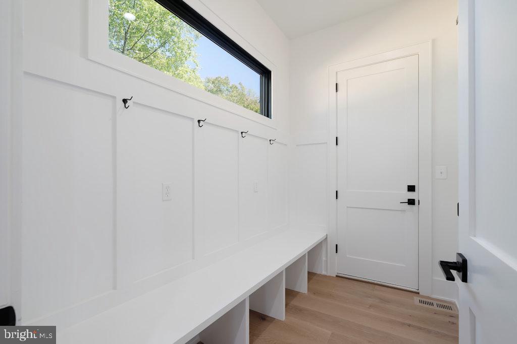 ROCK SPRING - Residential