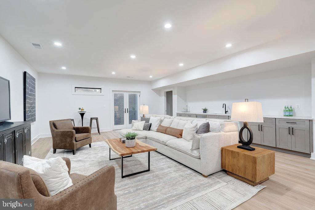 ROCK SPRING - Residential