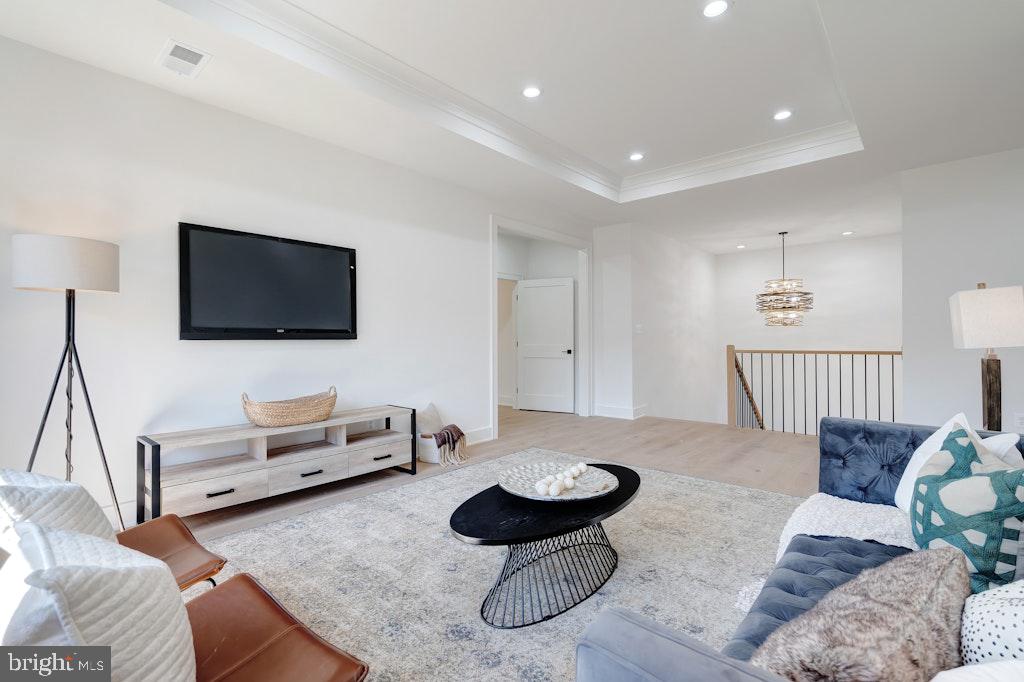 ROCK SPRING - Residential