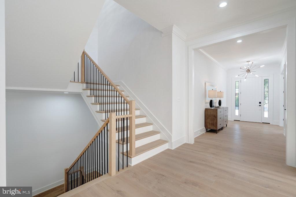 ROCK SPRING - Residential