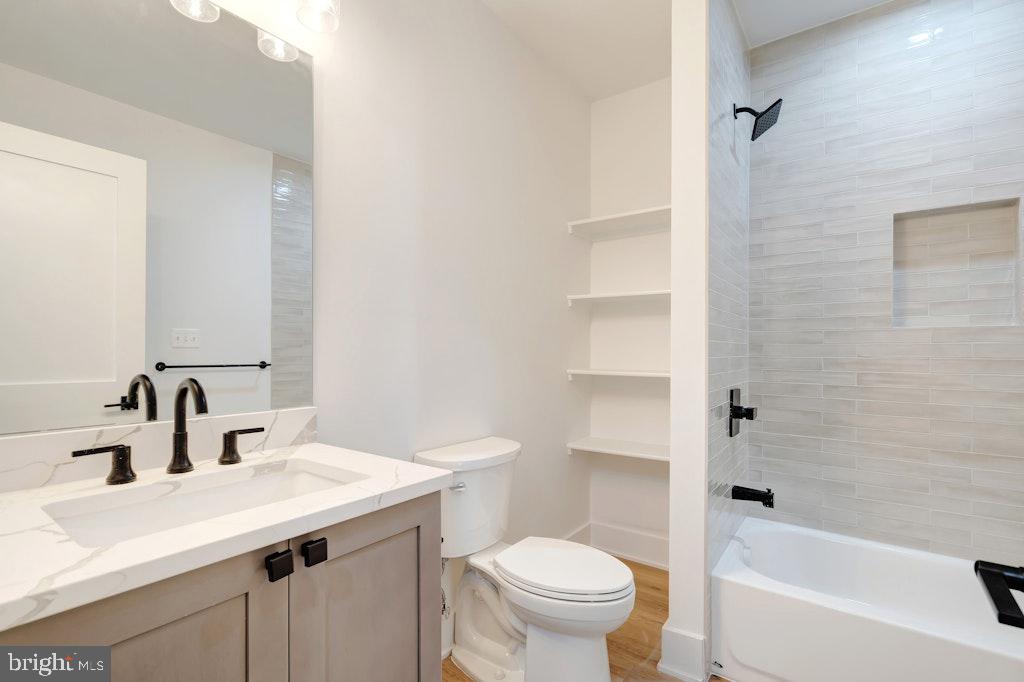 ROCK SPRING - Residential