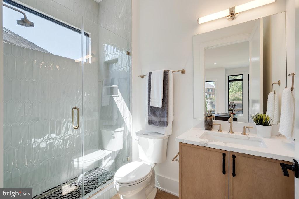 ROCK SPRING - Residential