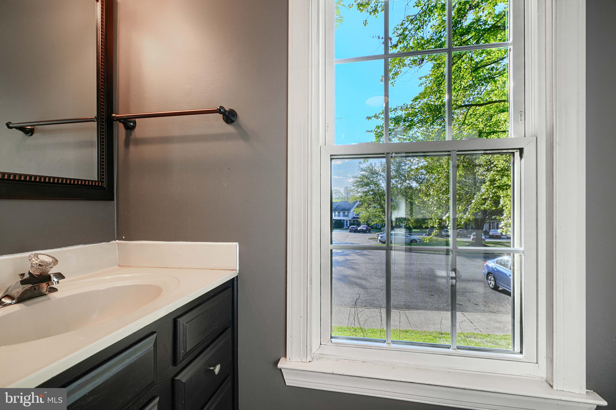 VILLAGE OF THOMAS RUN - Residential Lease