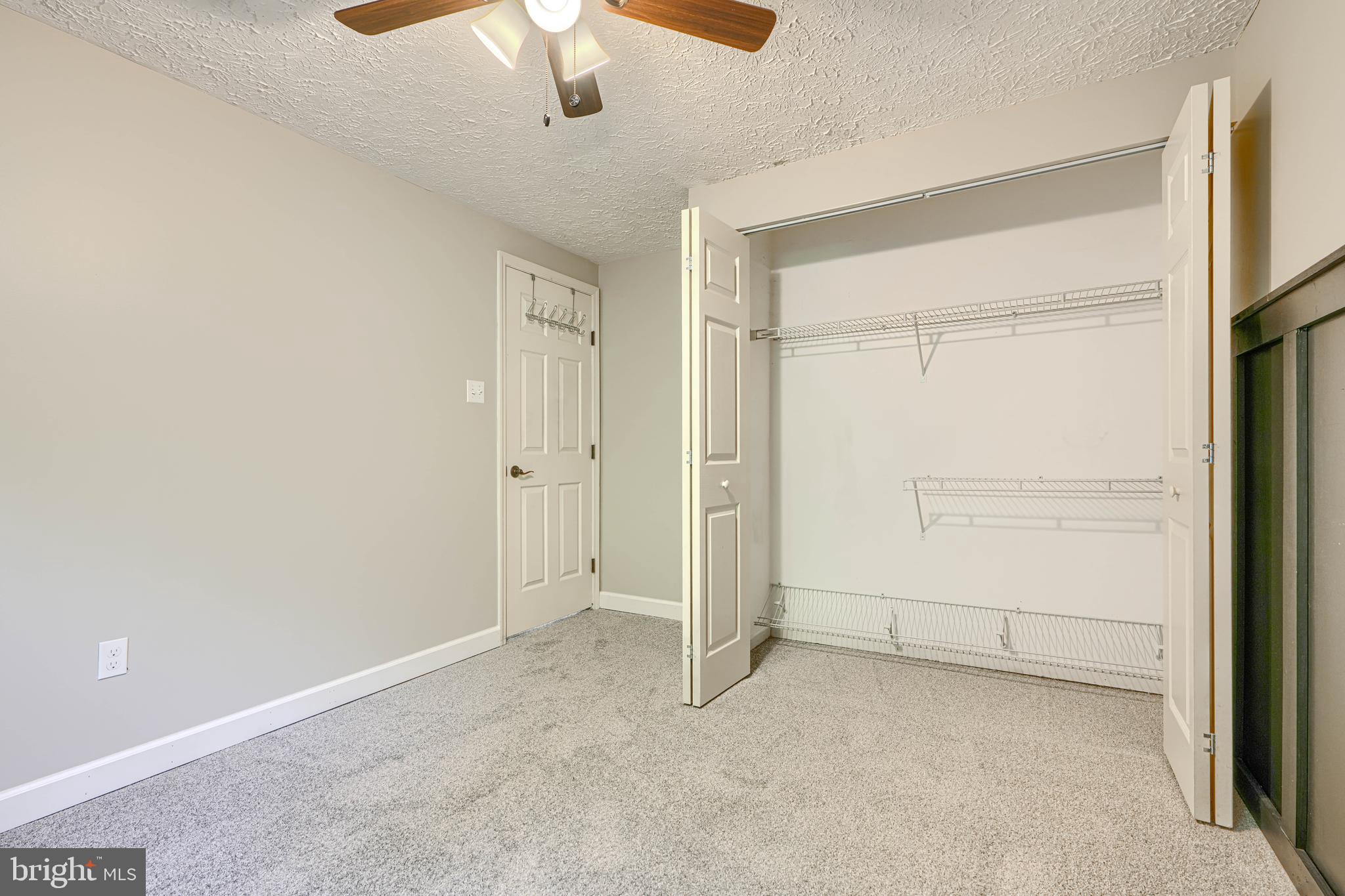 VILLAGE OF THOMAS RUN - Residential Lease