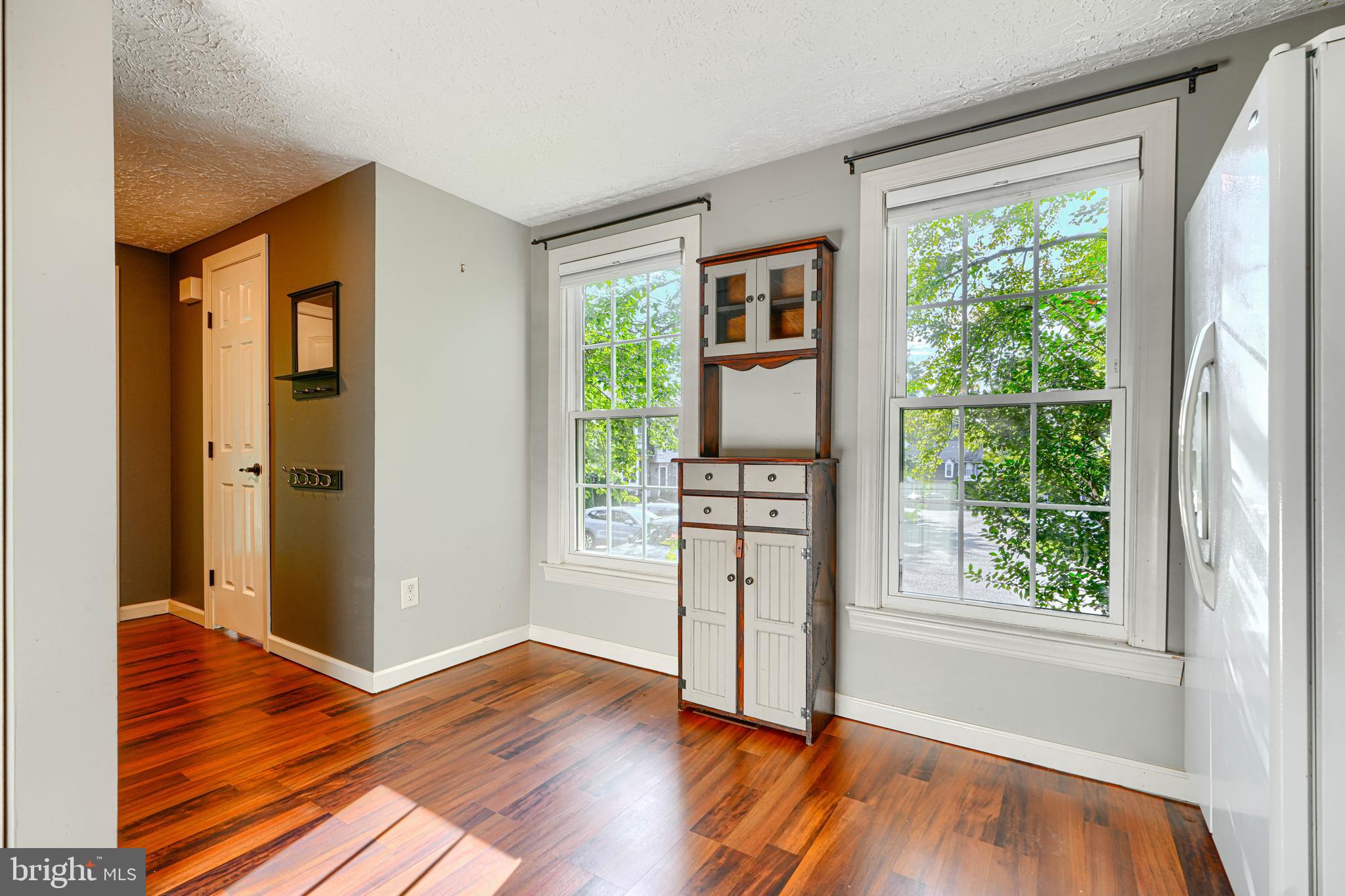 VILLAGE OF THOMAS RUN - Residential Lease