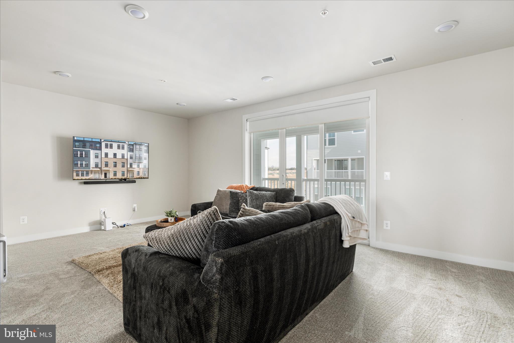 KINCORA - Residential