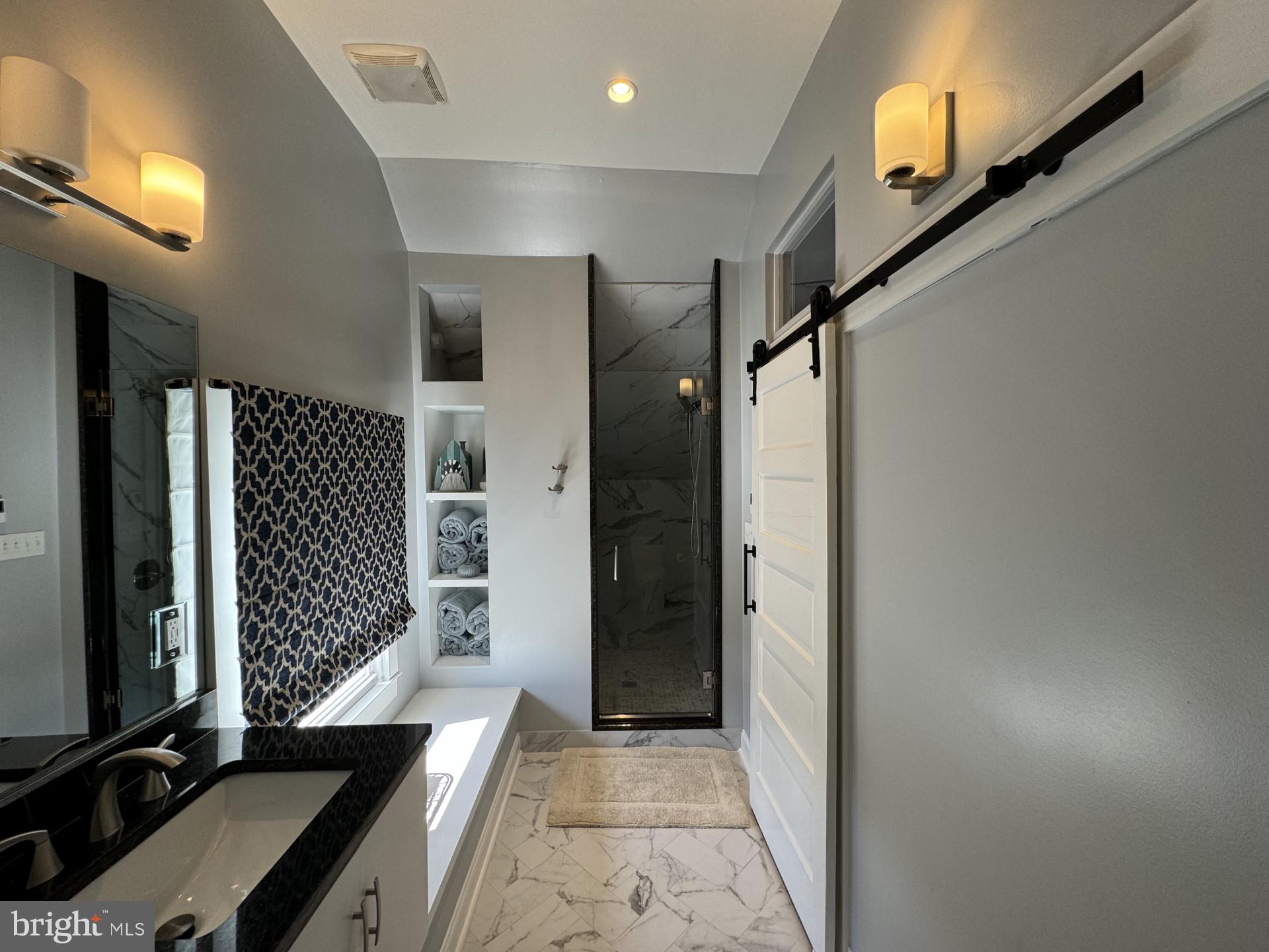 MOUNT WASHINGTON - Residential