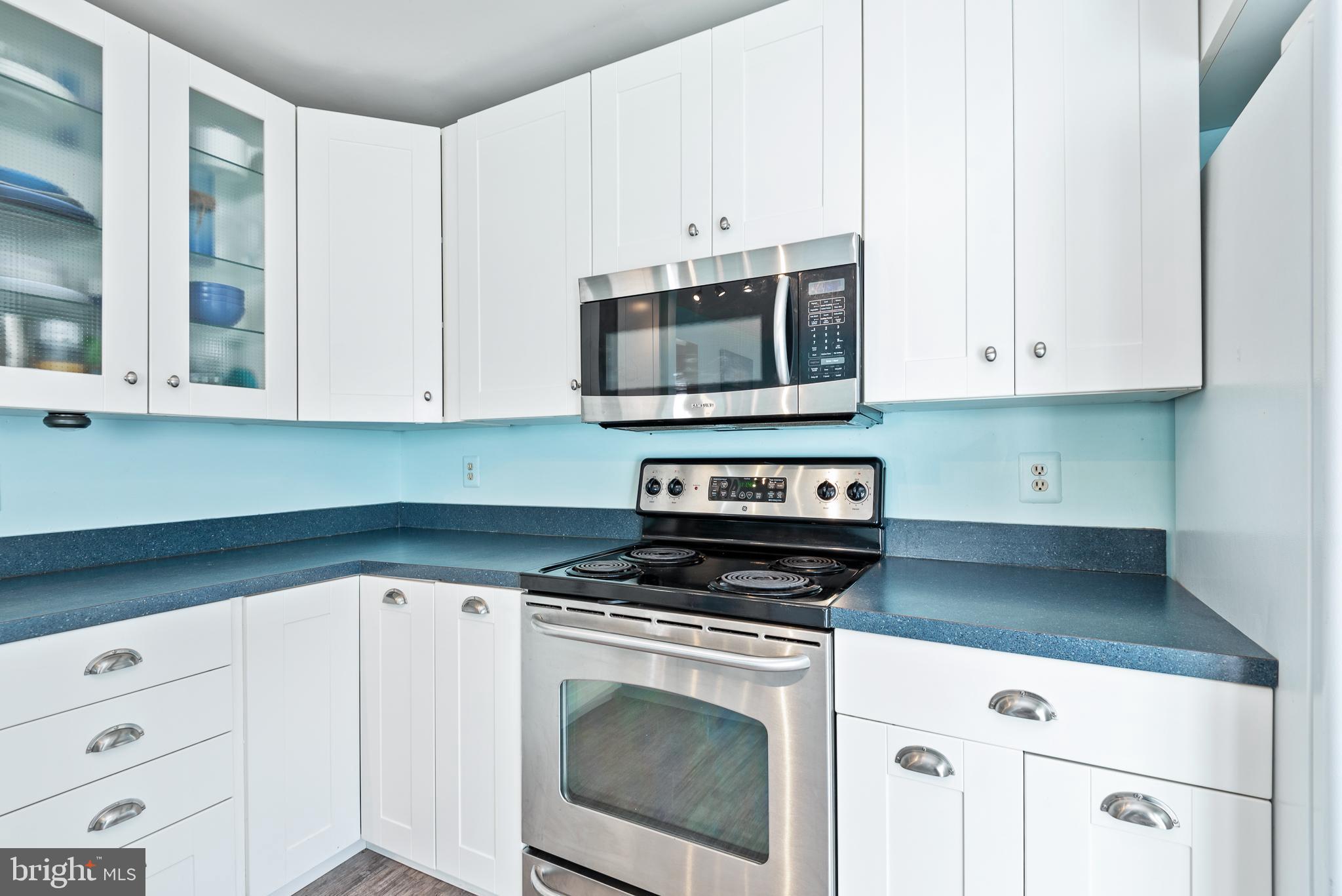 LAKE RIDGE - Residential