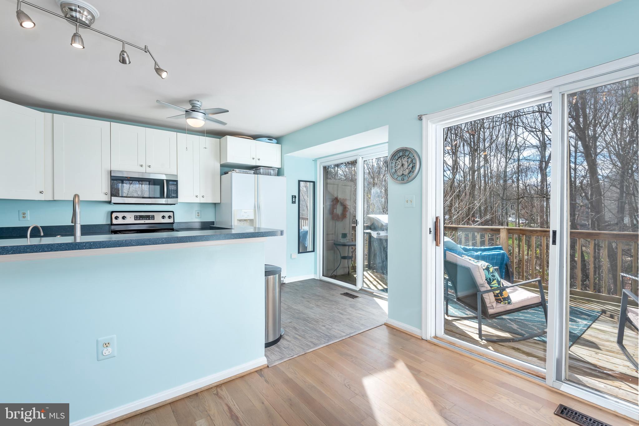 LAKE RIDGE - Residential