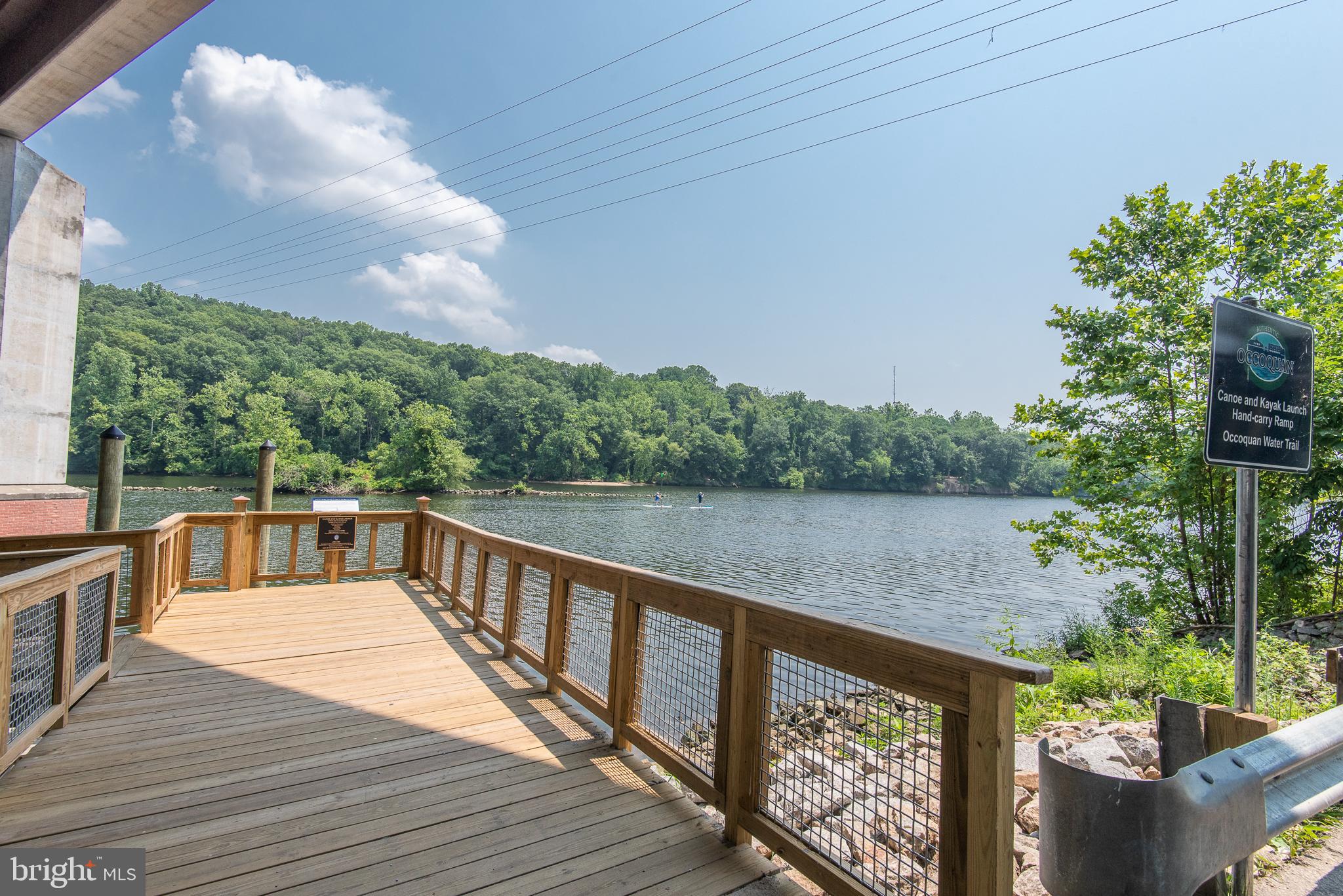 LAKE RIDGE - Residential