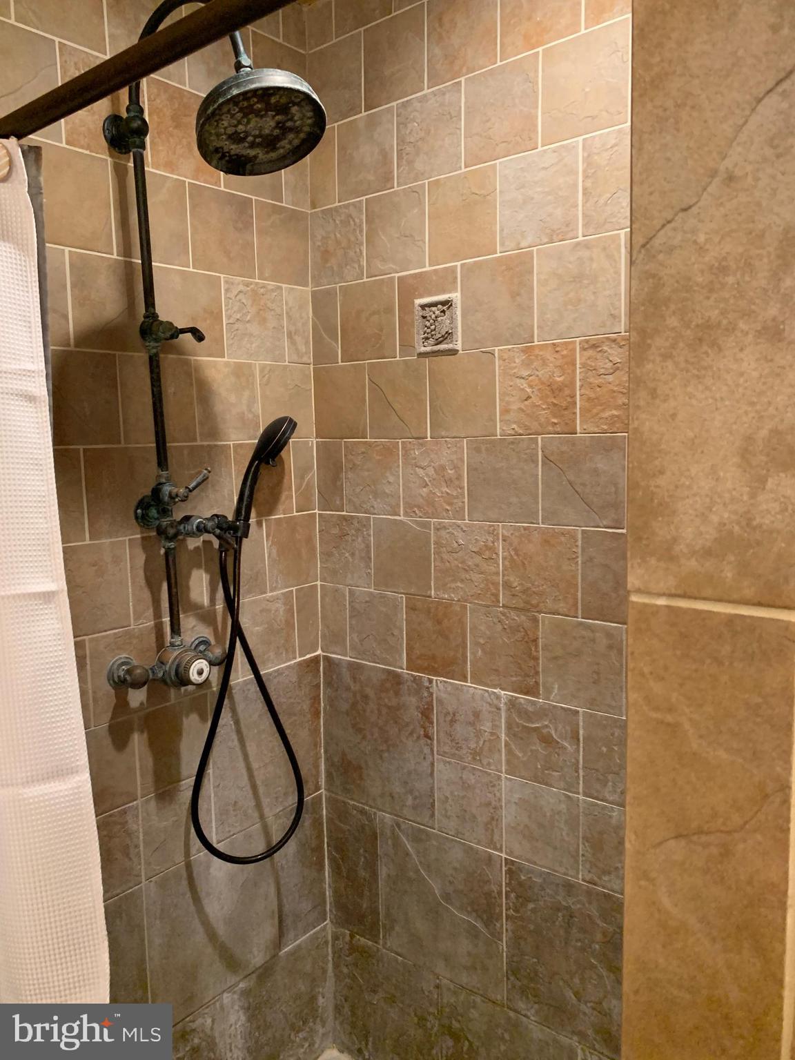 TACONY - Residential