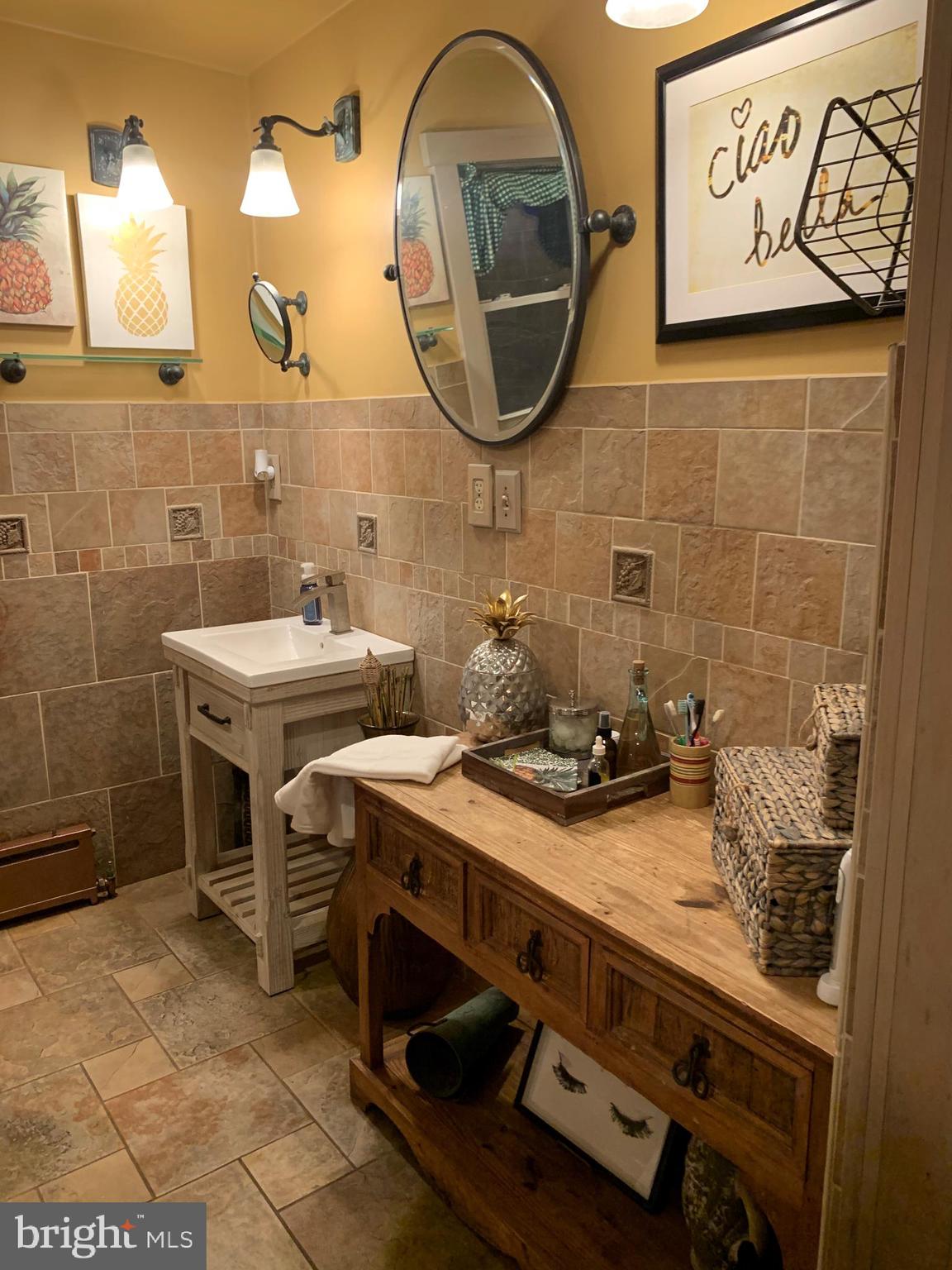 TACONY - Residential