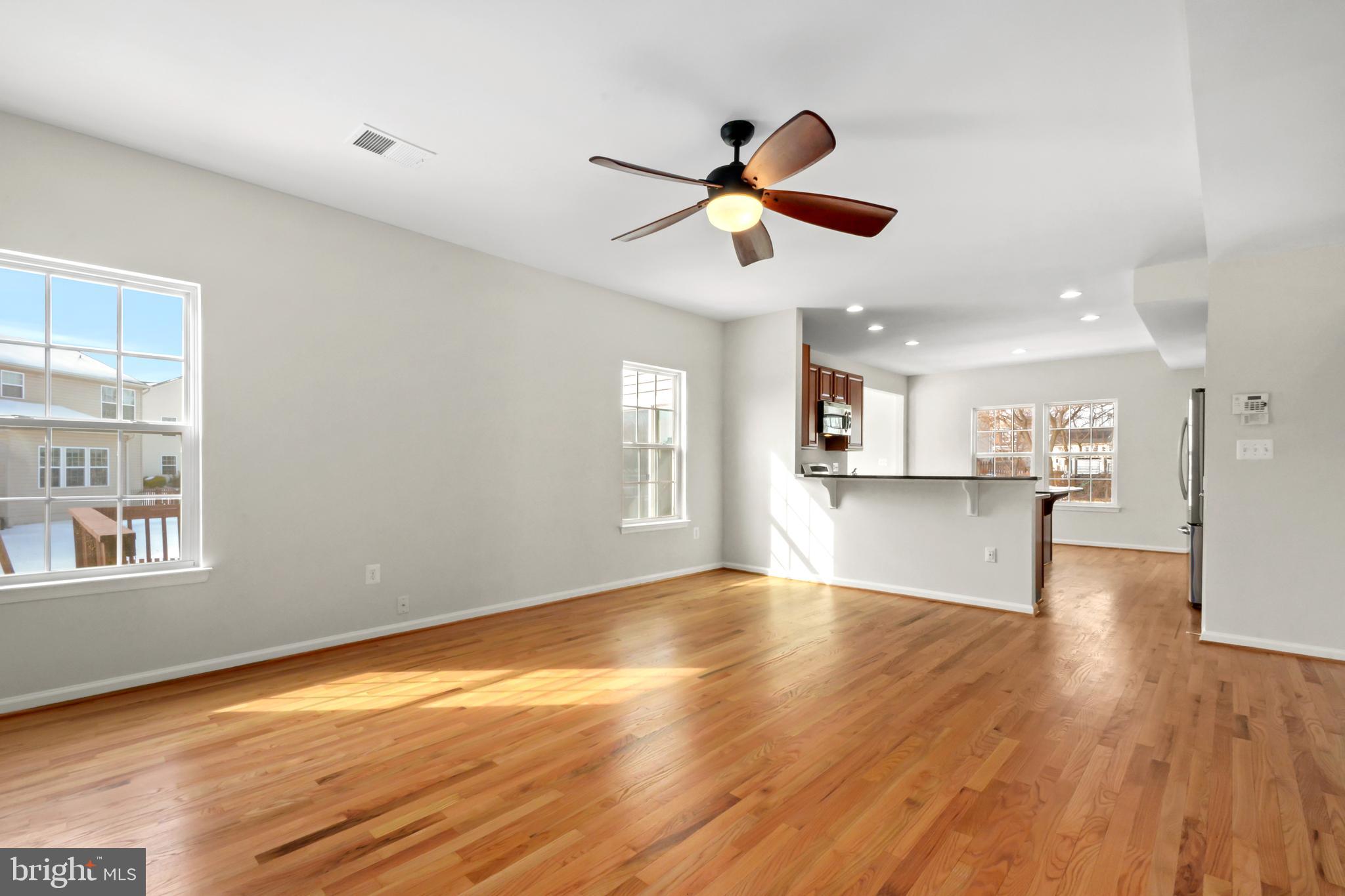 STAFFORD LAKES VILLAGE - Residential