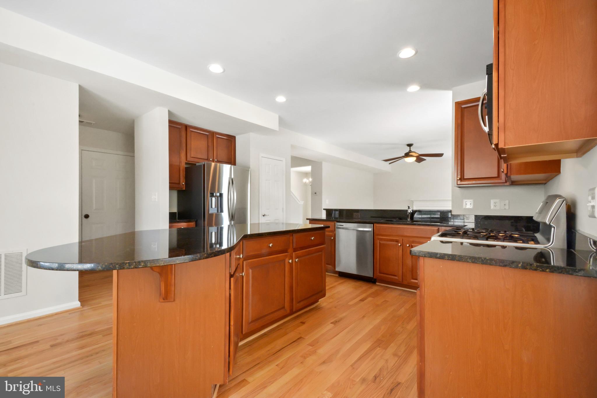 STAFFORD LAKES VILLAGE - Residential