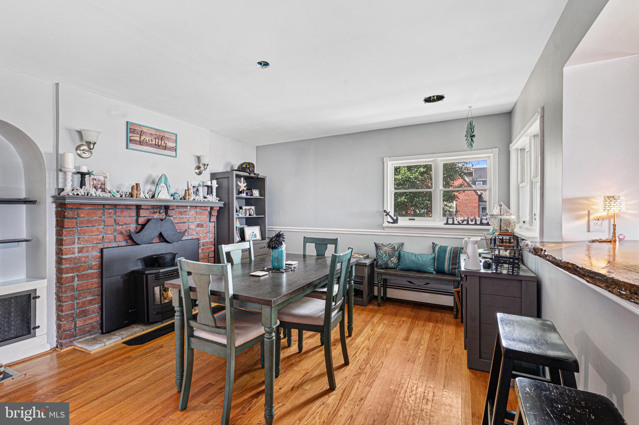 LYNCH POINT - Residential