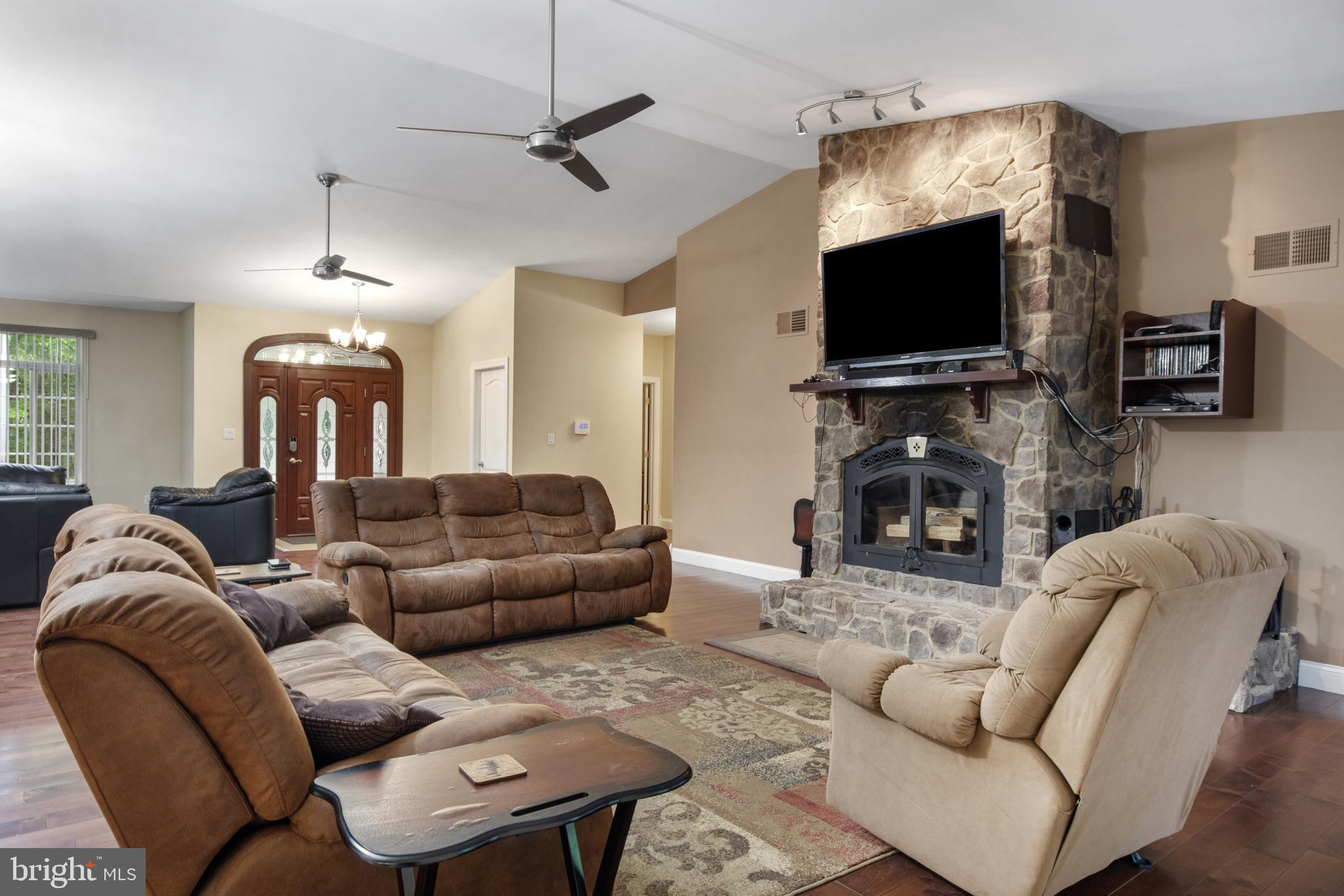 NORTH CODORUS TWP - Residential