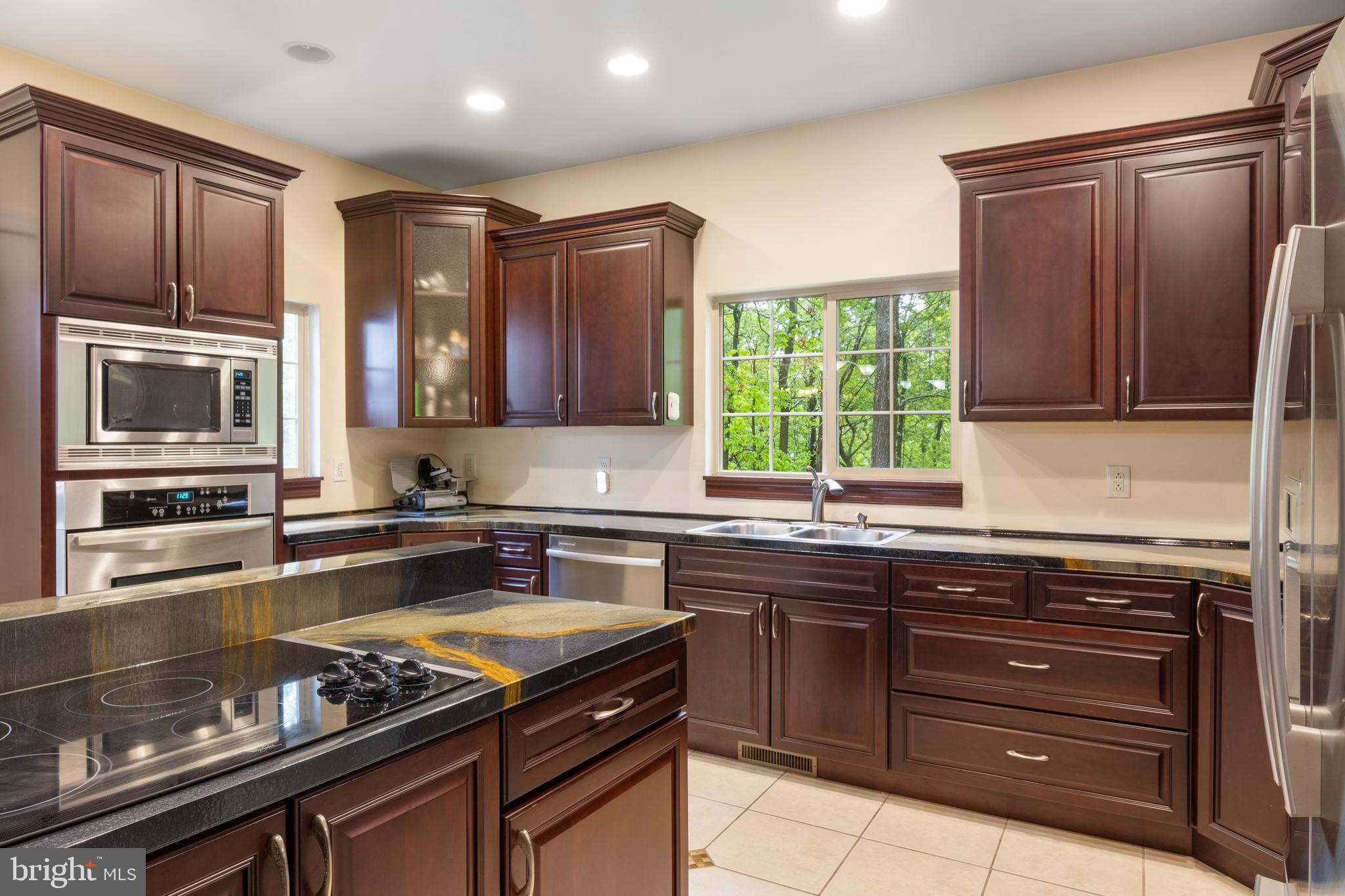 NORTH CODORUS TWP - Residential