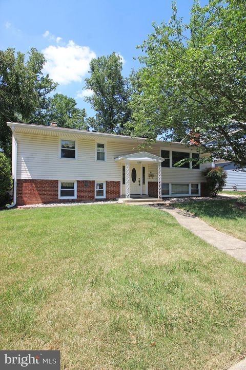 102 YEONAS DRIVE SE VIENNA VA 22180