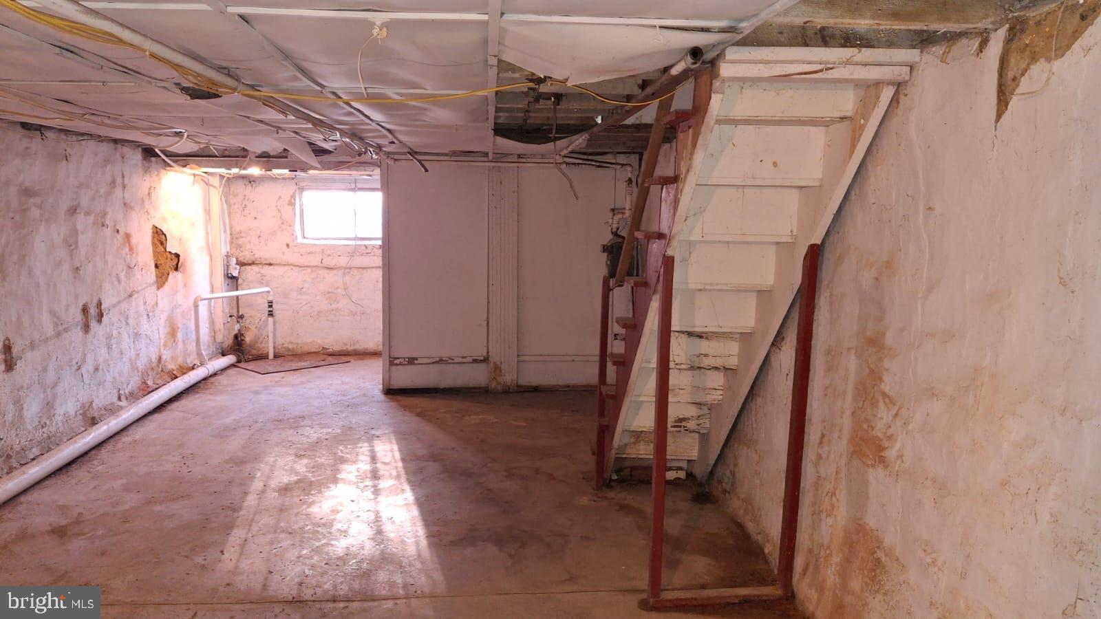 WEST PHILADELPHIA - Residential