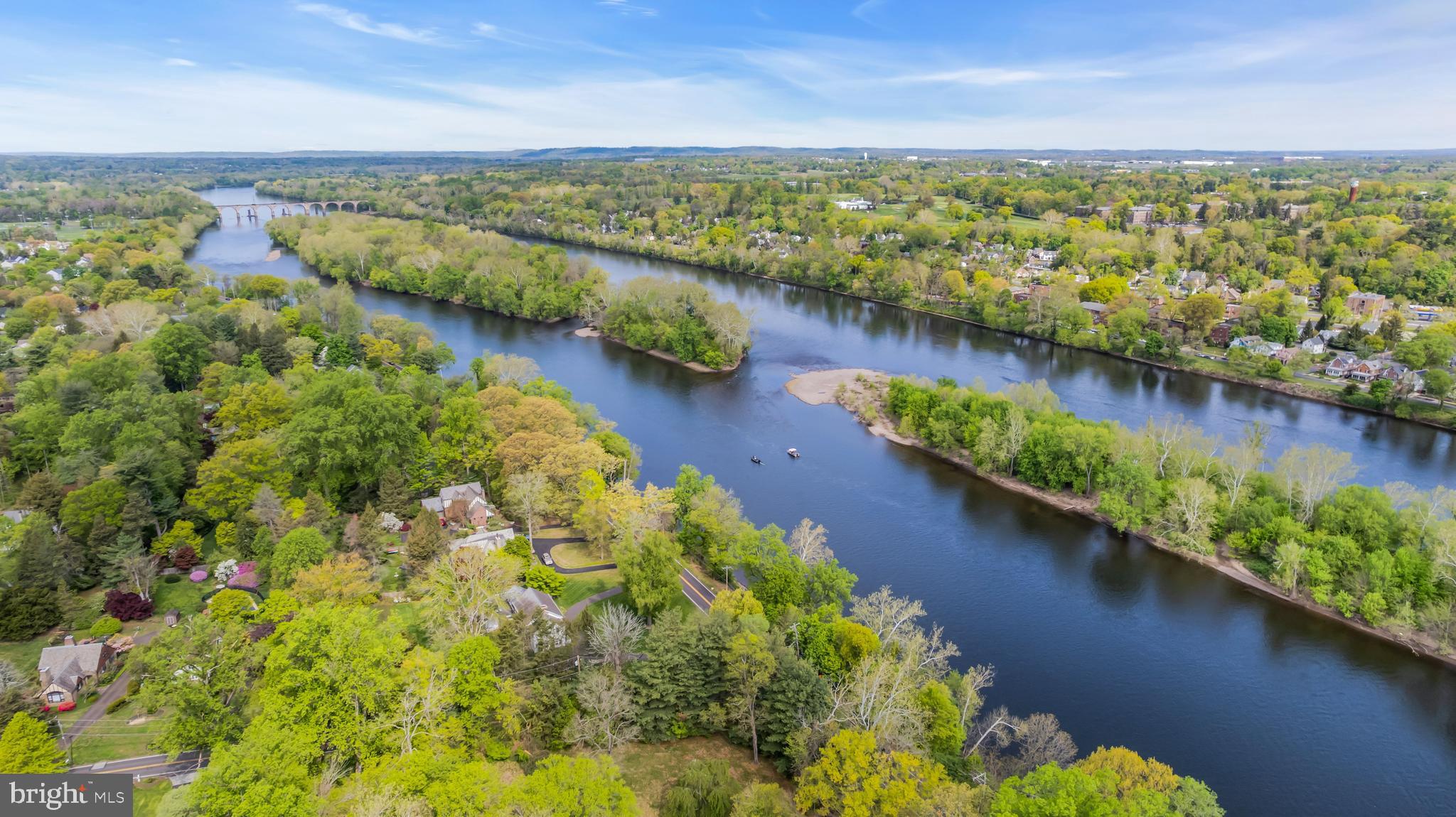 RIVER GLEN - Residential