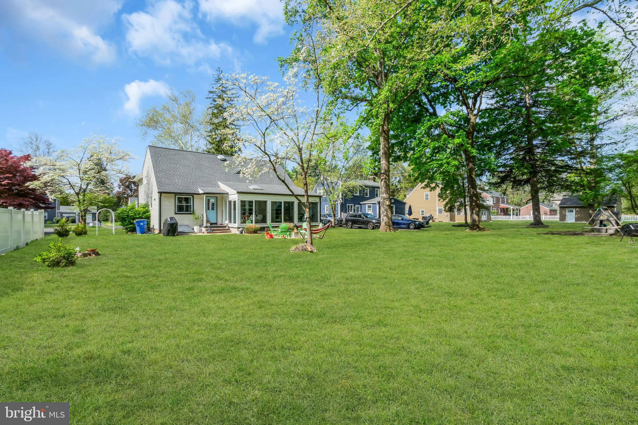 RIVER GLEN - Residential