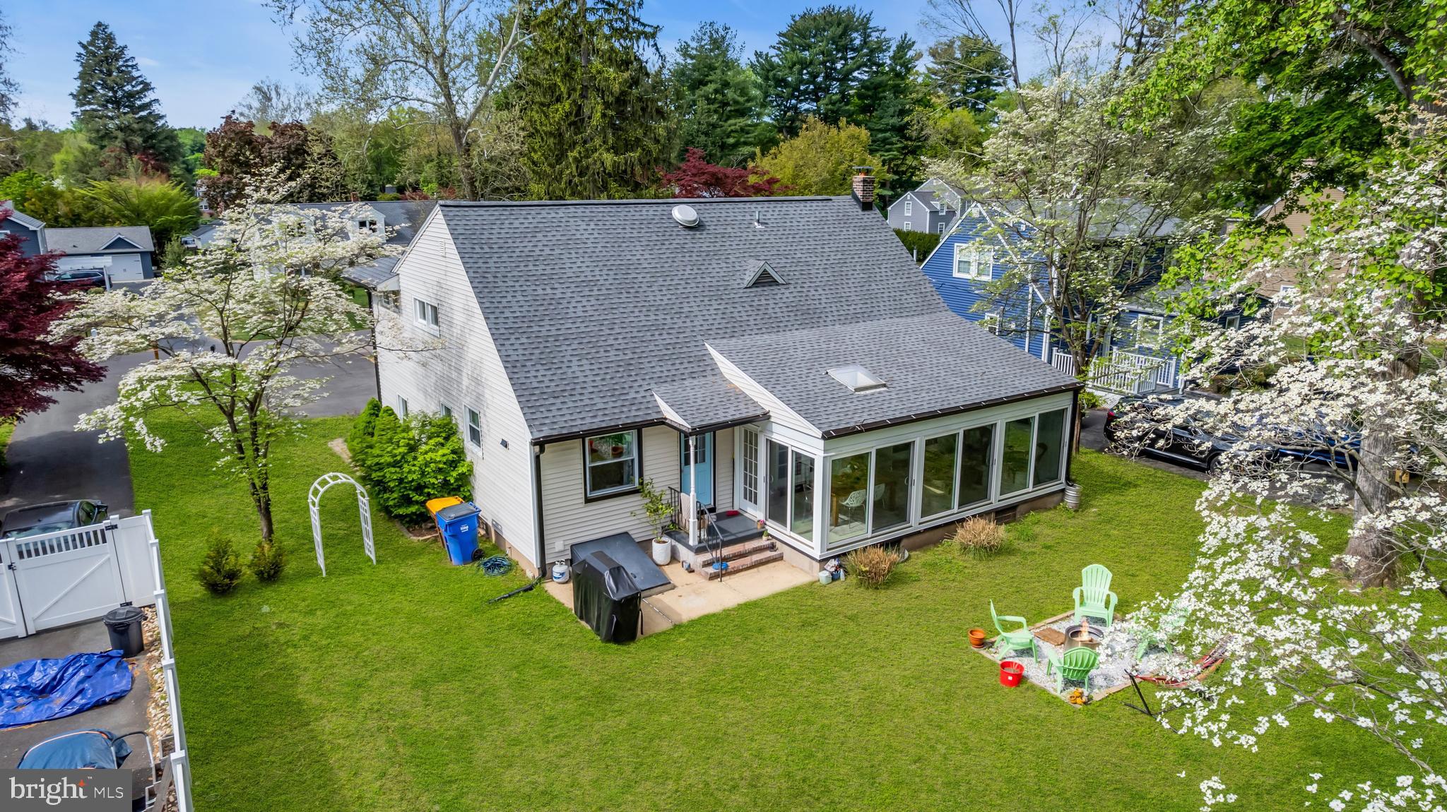 RIVER GLEN - Residential