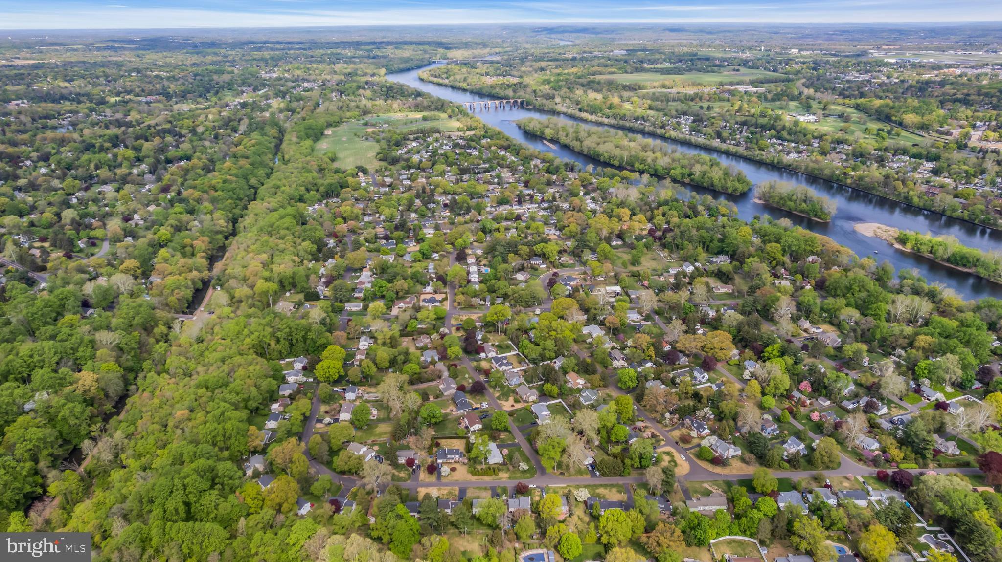 RIVER GLEN - Residential