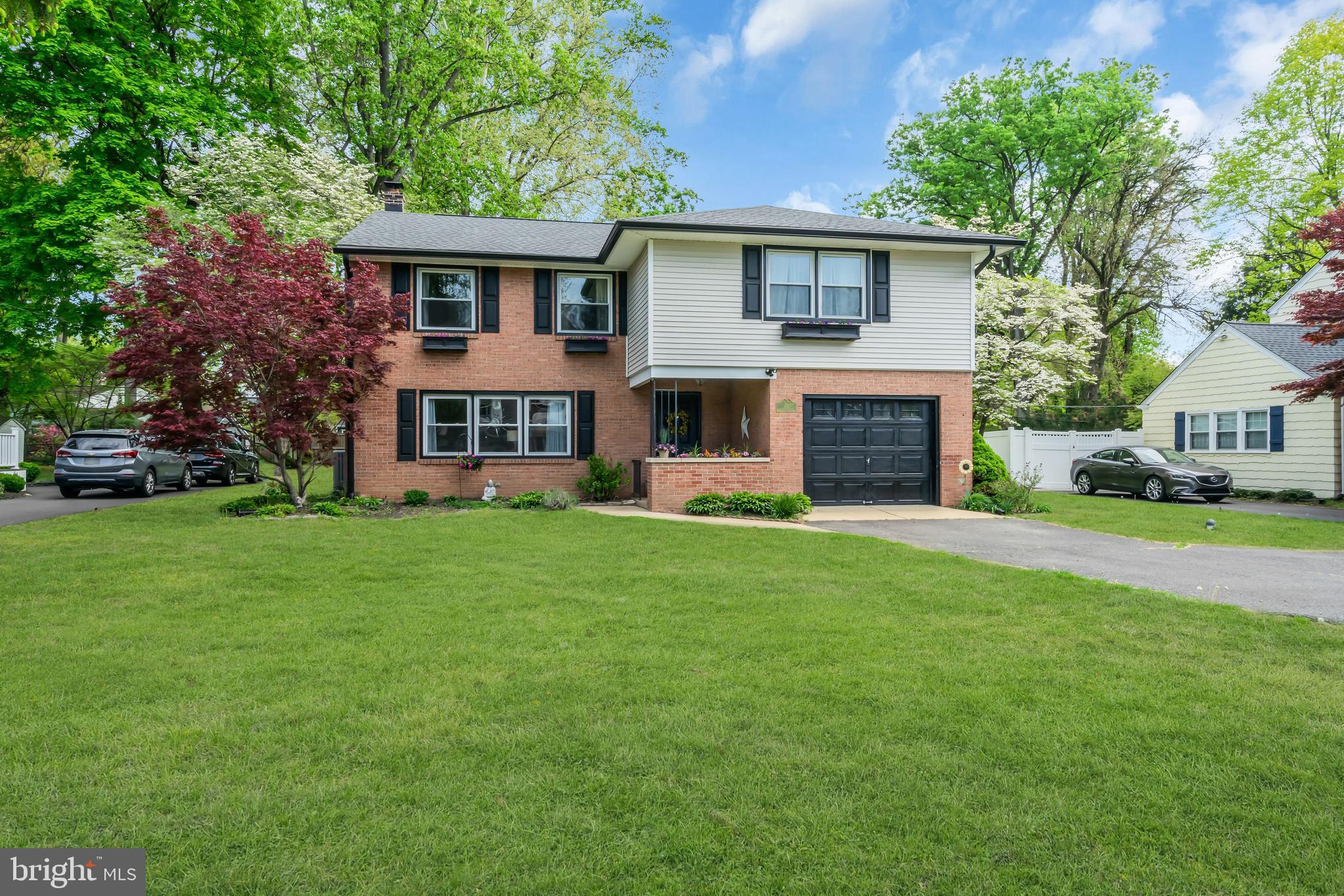 RIVER GLEN - Residential