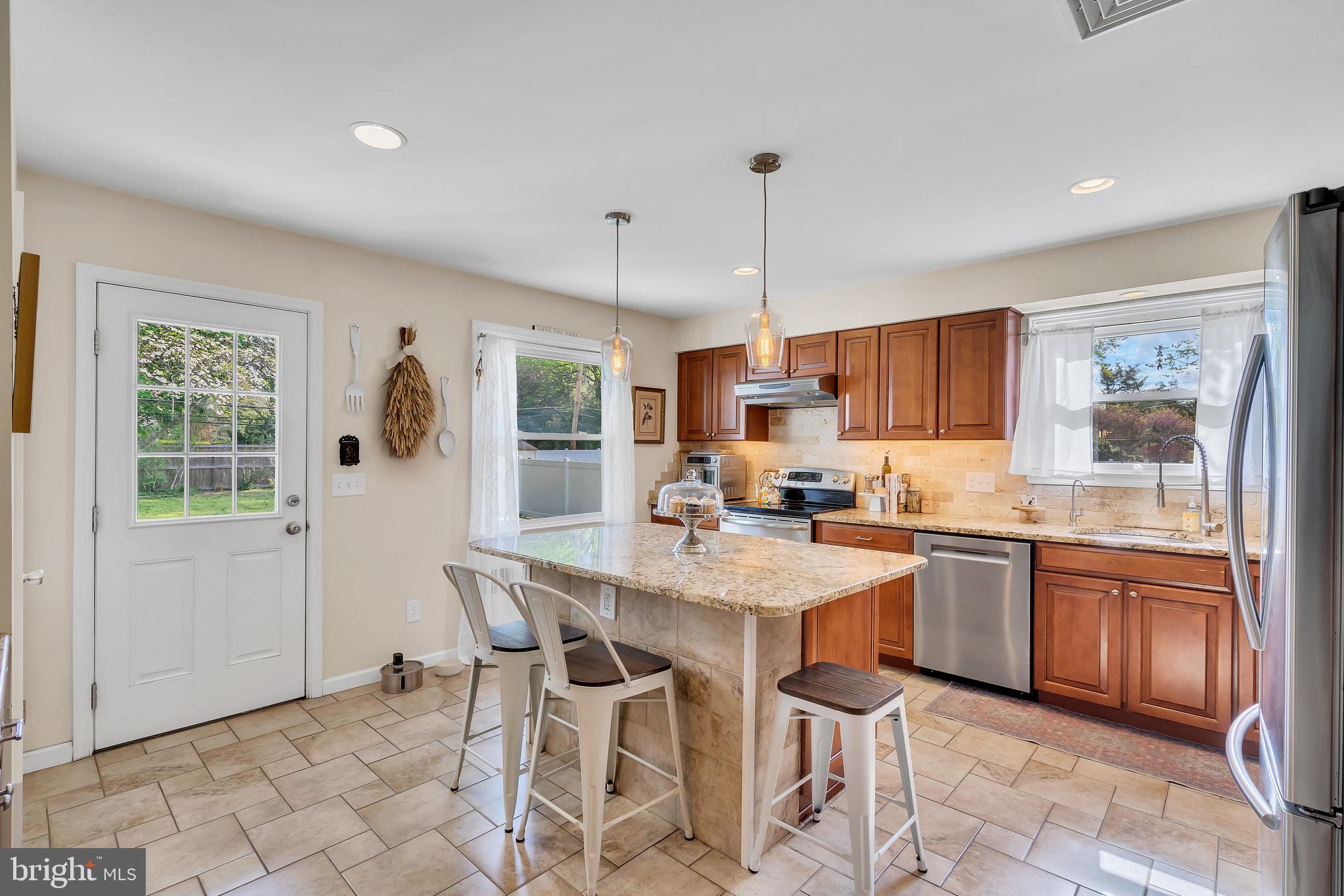 RIVER GLEN - Residential