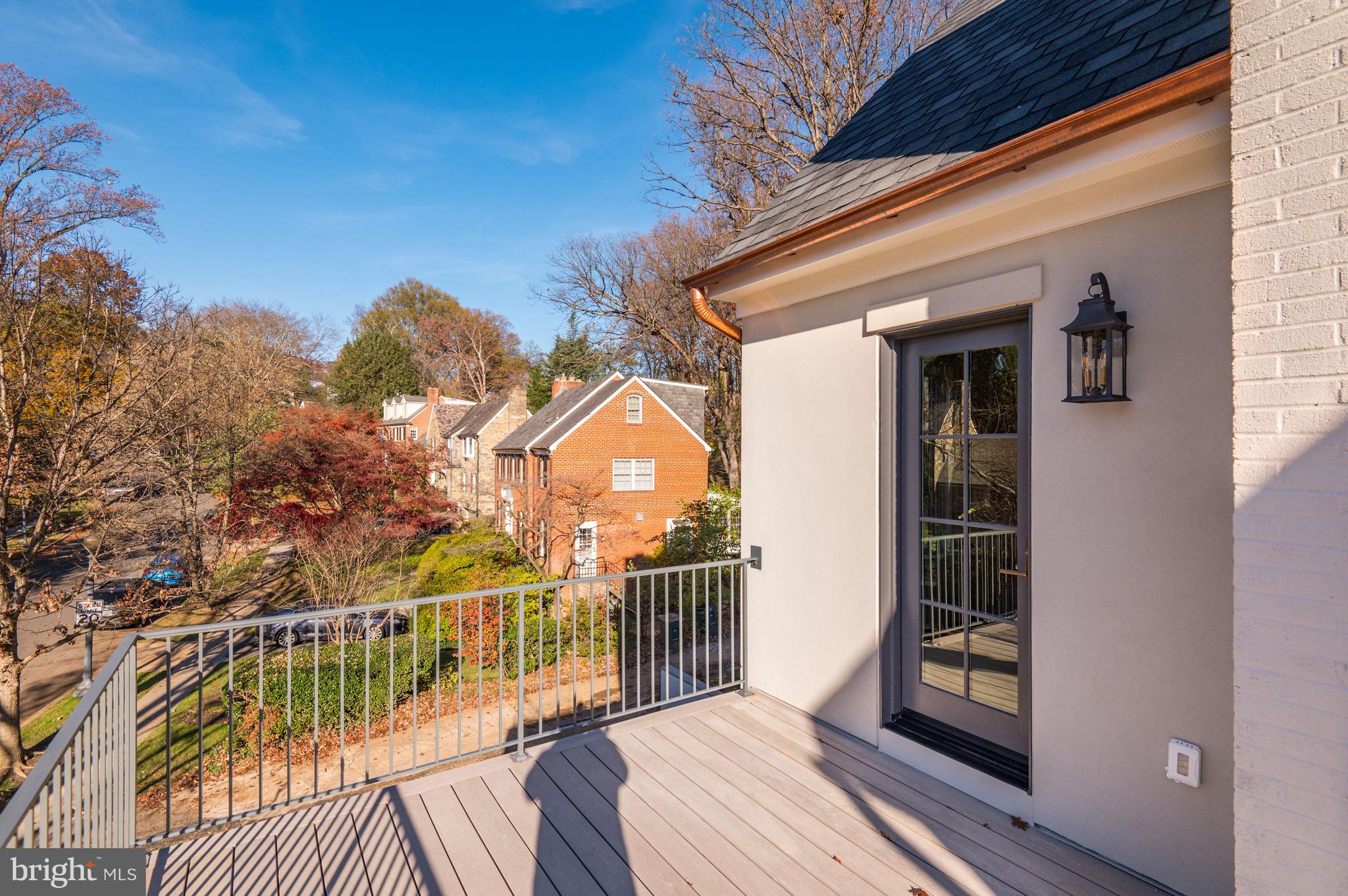 SPRING VALLEY - Residential
