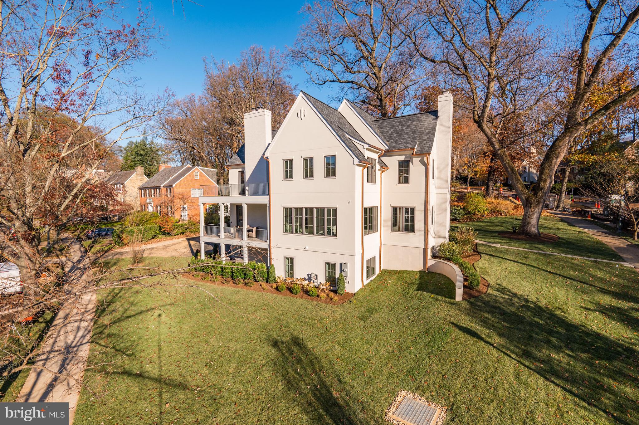 SPRING VALLEY - Residential