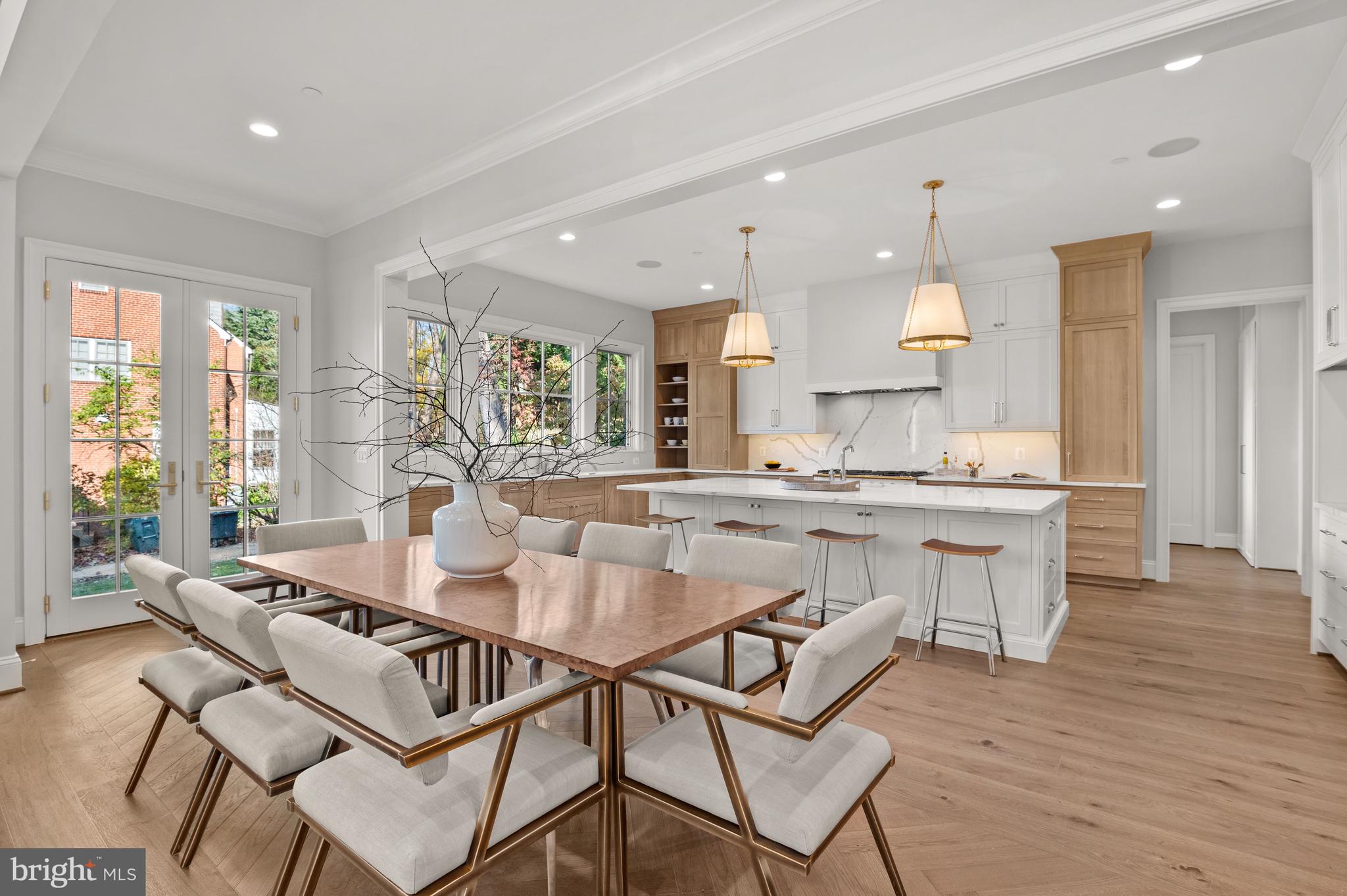 SPRING VALLEY - Residential