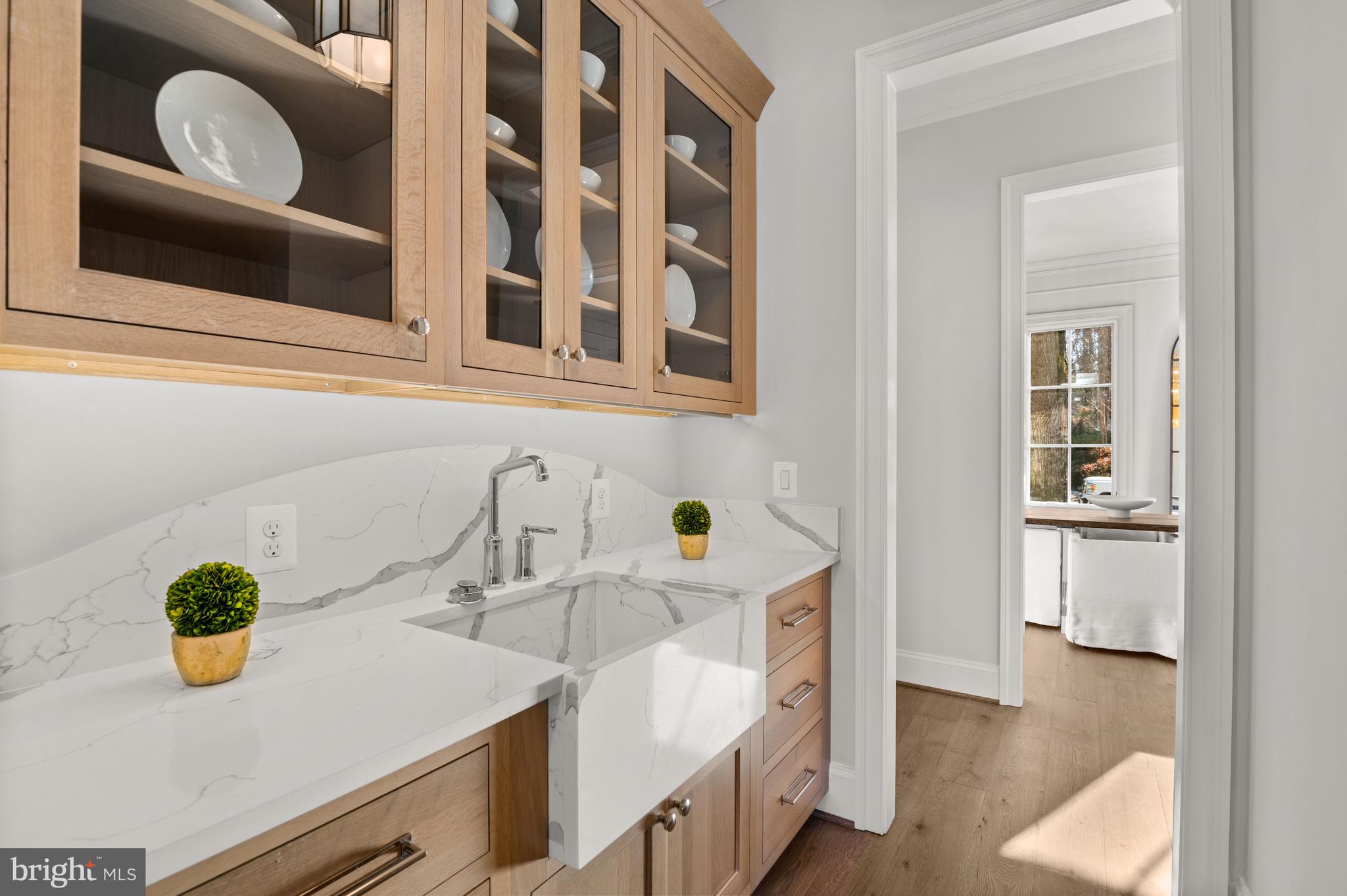SPRING VALLEY - Residential